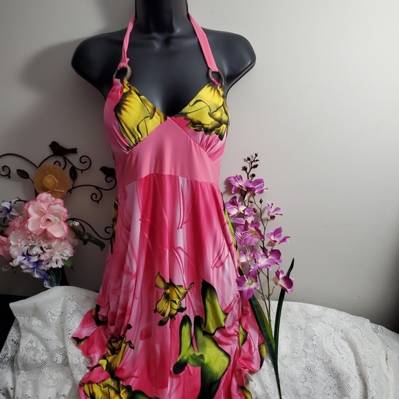 Pink Halter Neck Summer Dress - Picture 2 of 5